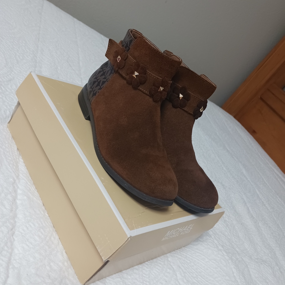 Michael Kors Suede Brown Ankle Booties